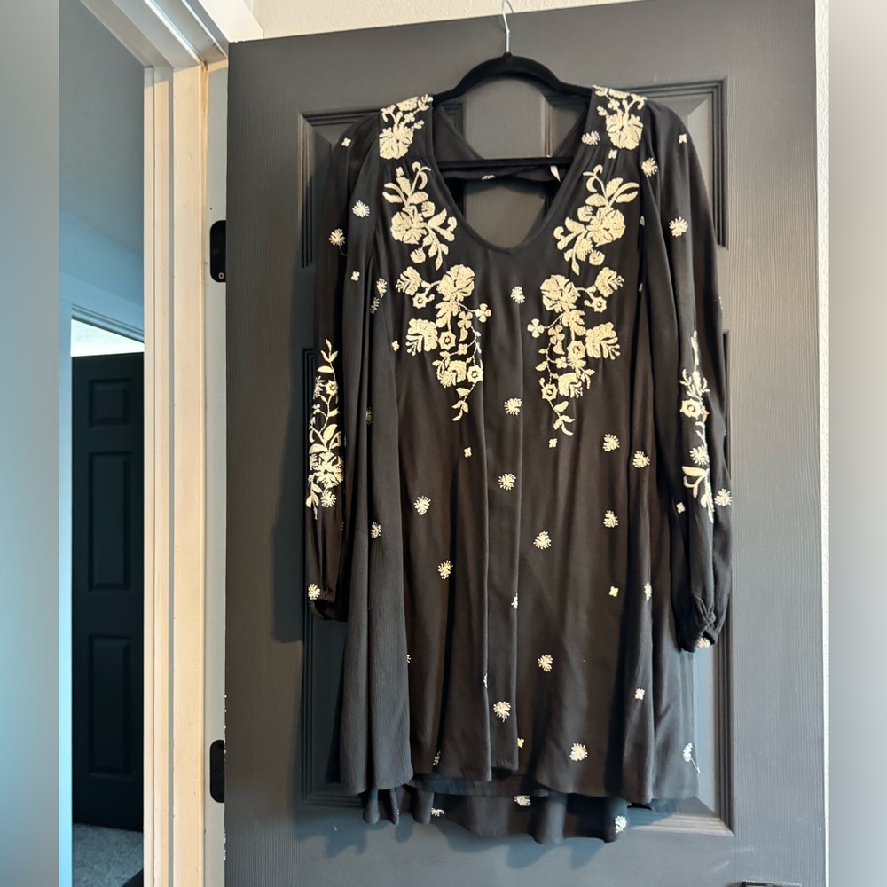 Free People Black and Cream Floral Dress